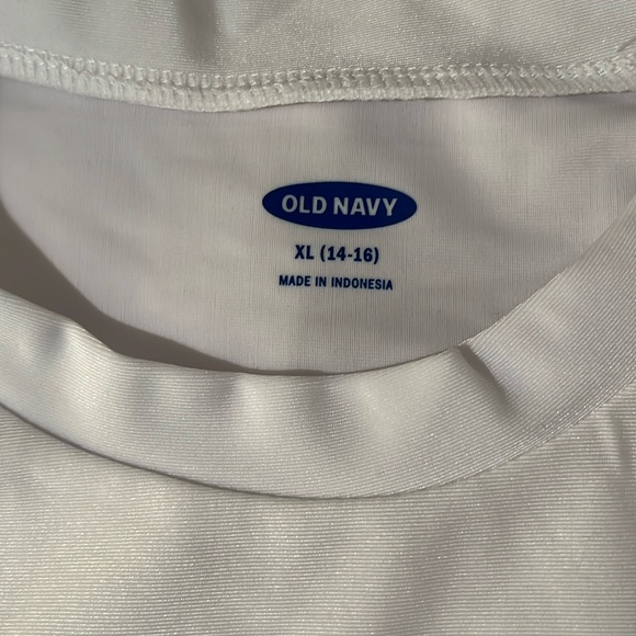 Old Navy rash guard - Picture 3 of 3